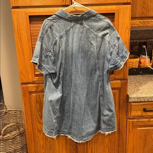 Like new condition! We The Free Blue Denim Shirt - Picture 3 of 3